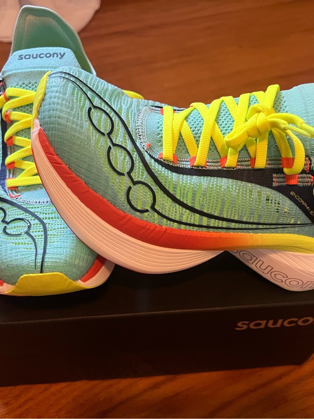 Saucony Women’s Running Shoes NWT